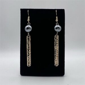 Hawaiian Etched Bar Dangle Earrings Gray Pearl Gold Tone Made in Hawaii